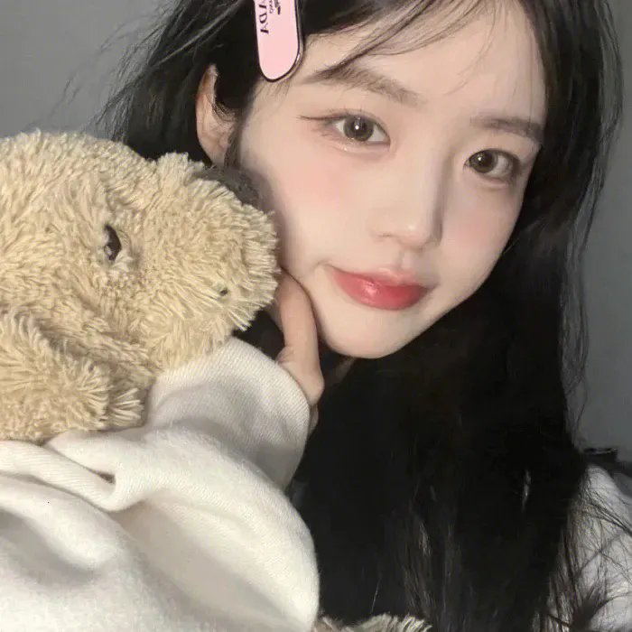 歌手是谁 海报